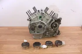 2a000674 Aprilia 2013 Rsv4 1000 Aprc R Abs Crankcase / Main Engine Cases With Pistons
