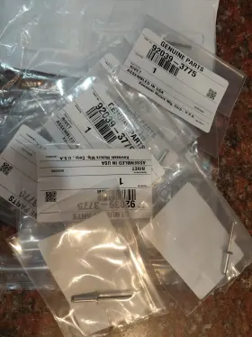 92039-3775 Kawasaki 8 Genuine New Oem Rivets