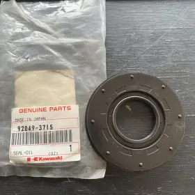 92049-3715 Kawasaki Nos Oem Genuine Parts Oil Seal Jet Ski New