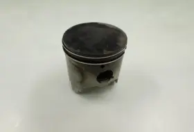 66v-11631-00-d0 Sbt 2001 Yamaha Gp 1200 Std Piston
