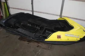 295501141 Sea-doo O/s 2015 Spark 900 Lower Half Hull With Bill Of Sale