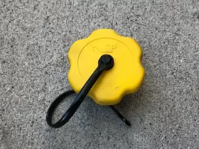 420660620 Sea-doo 420956923 4tec Seadoo Gtx Rxt 4-tec Oem Yellow Oil Cap Cover Plug Band 420660620 Sea-doo 420956923 4tec Seadoo Gtx Rxt 4-tec Oem Yellow Oil Cap Cover Plug Band