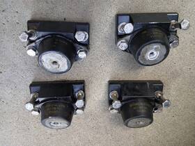 Sea-doo Hx717 Engine Mounts Motor Base Bolts Included 1996 95-97 Seadoo Hx