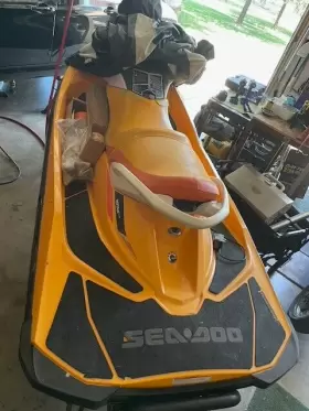 Ydv34214j617 Sea-doo Seadoo Gti Si 130 Parting Out. Hull Is Broken The Rest Good
