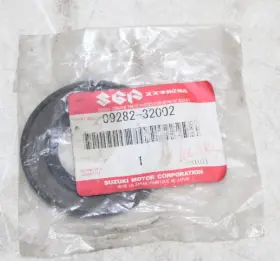 09282-32002 Suzuki New Oem - Oil Seal Part#