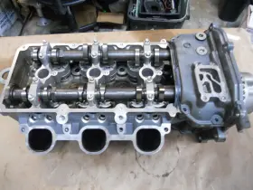 11101-98l10 Suzuki Df 350 Hp 4stroke Cylinder Head Stbd Side Cam Valve Of 2018