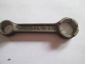 Yamaha 39k-11651-00 Nos Oem 39k-11651-00-00 Connecting Rod Yz80 Yz 80 84 85