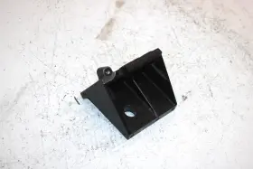 66e-21426-01-8p Yamaha 1998 Waverunner Gp800 Oem Rear Engine Mount Bracket Jy9