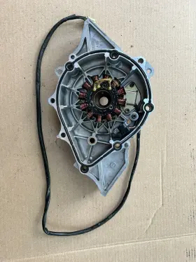 68n-81337-00-94 Yamaha 2001-2005 Xlt 1200 Stator And Cover 2002 Gp Magneto Generator Housing