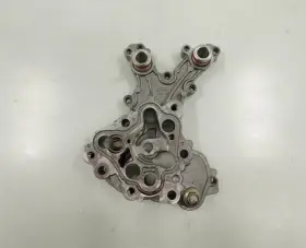 6b6-13300-01-00 Yamaha 6b6-13300-00-00 2004-2010 Fx Ho 1100 Oem Oil Pump Mount Plate