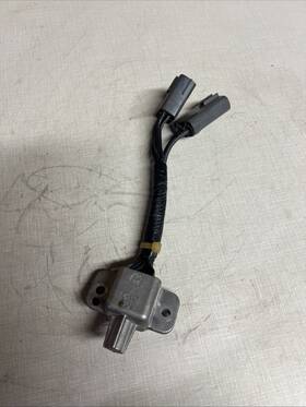 Yamaha 6cs-8273j-11-00 2012-2024 Vx Deluxe 1050 Tr1 Oem Earth Plate Compass 6cs-8273j-00-00