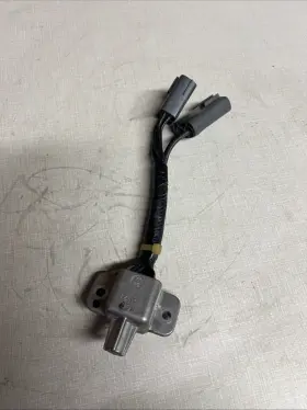 6cs-8273j-00-00 Yamaha 6cs-8273j-11-00 2012-2024 Vx Deluxe 1050 Tr1 Oem Earth Plate Compass