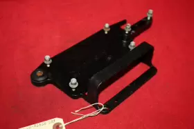 6d3-85991-01-00 Yamaha Sx Ar 210 Vx Vx110 Ecu Voltage Regulator Rectifier Support Mount Bracket 6d3-85991-01-00 Yamaha Sx Ar 210 Vx Vx110 Ecu Voltage Regulator Rectifier Support Mount Bracket