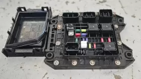 6ex-82170-10-00 Yamaha V1 Sport Ex 1050 Fzr Fzs Vxs Fuse Box Block Relay Panel