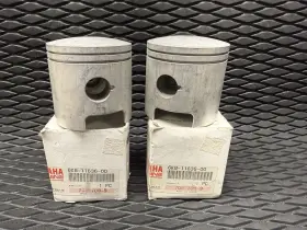 6k8-11636-00 Yamaha Vintage Waverunner 500cc Pistons Nos Oversized 0.50 Wj500