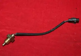 6s5-85886-00-00 Yamaha 1.8 200 250 Gp1800 Fx Fzr Vxr Air Temperature Sensor Temp Switch Oem