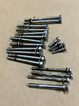 90119-08m09-00 Yamaha 1998-2005 Gp Xl Xlt 800 Crankcase Bolts Engine Case 2000 2001 2002 2003