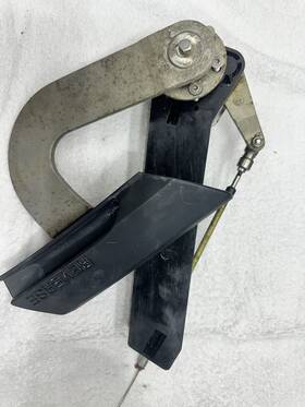 Yamaha F0d-u149c-01-00 1999 - 2005 Waverunner Xlt Xl Gp 1200 Reverse Assembly With Lever Mount