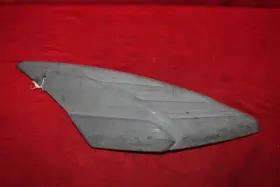 F1w-u252f-02-00 Yamaha Fx Ho Sho Fzs Fzr Cruiser Right Front Bumper Trim Gunwale Joint Gray