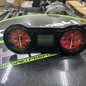 Yamaha F2c-6820a-00 Wave Runner Fzr Gauge Assembly 2009-2010