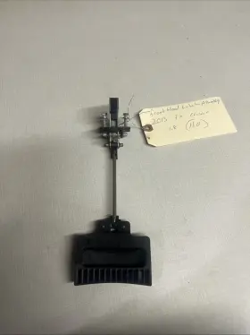 F2s-u517c-01-00 Yamaha 2012-2018 Fx Cruiser Ho 1800 Oem Hood Latch Lever