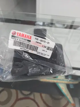 F2x-u517c-01-00 Yamaha Liid Lock Front Storage Hood Latch Gp1800 Vx Gp1800r Vx-c