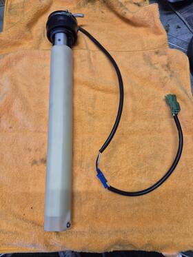 Yamaha Fov-u824b-00-00 99 Waverunner Xl1200ltd Good Used Fuel Level Sender