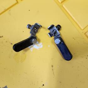 Yamaha Gp1-64256-00-00 1996 1997 1998 1999 Exciter 110 135 220 270 Rear Clean Out Plug Brackets