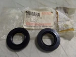 Nos Yamaha Oil Seals 1985-88 BW200 1981-82 SR185 1986-87 TT225 93102-20242 Qty New. Price: $16.74.